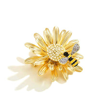 Load image into Gallery viewer, Lovely Sunflower with Bee Brooche