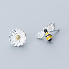 Load image into Gallery viewer, flower and bee earrings